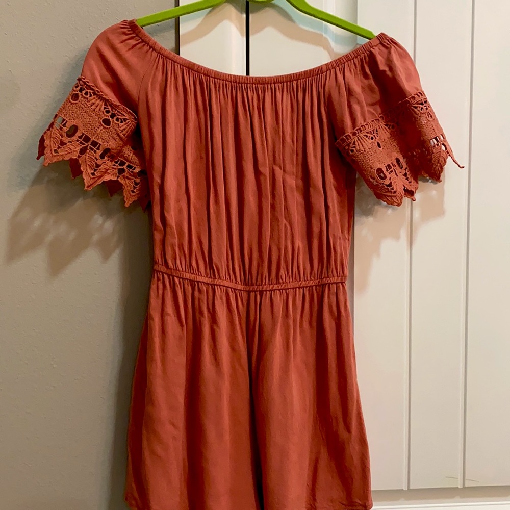 Off shoulder EUC romper size small